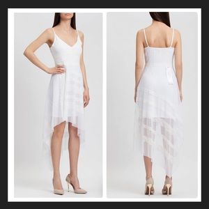 BCBGMAXAZRIA Y2k Dae Sleeveless Asymmetrical Dress Lace Bridal Shower